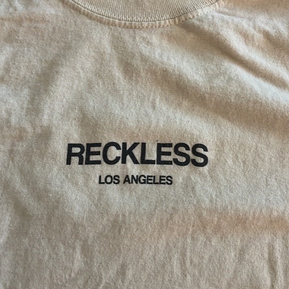 Young and reckless tshirt - Picture 2 of 3